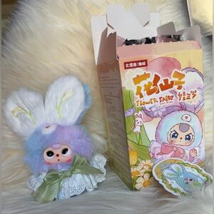 NWT Baby three flower fairy Ice narcissus. Pastel Easter bunny!